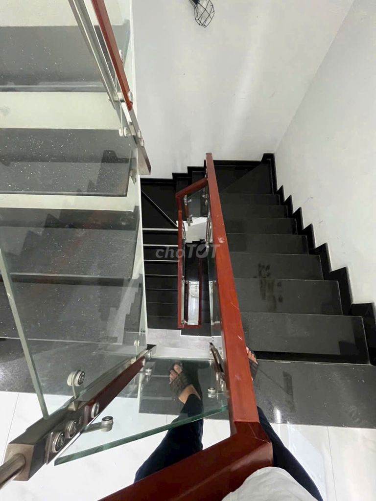 Nice house. Double Tên Lửa. Full interior. 8 x25 meters 3 floors.