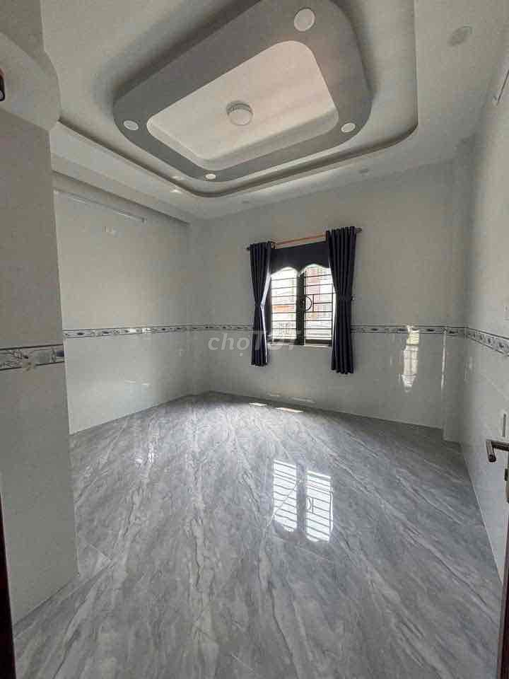 6 meters Tô Hiệu, 2 floors, 4 x 16 meters, 3 bedrooms, 3 toilets, High Court