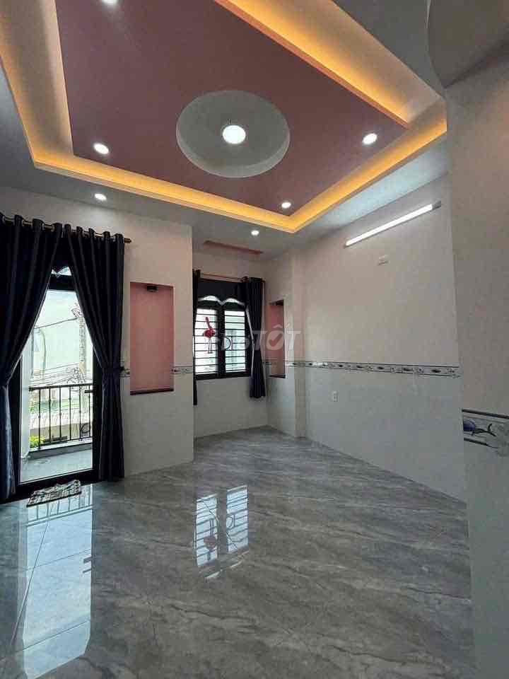 6 meters Tô Hiệu, 2 floors, 4 x 16 meters, 3 bedrooms, 3 toilets, High Court
