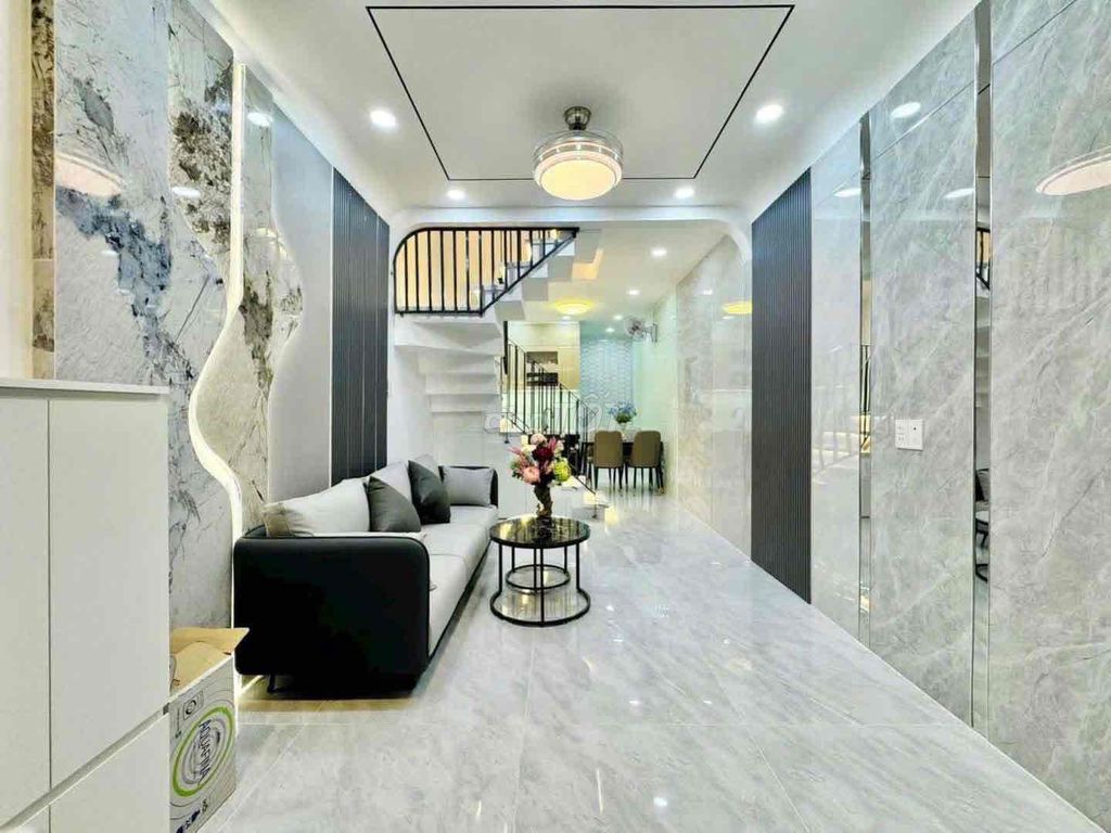 6 meters Tân Quý & New Win, 2 sheets, 3 bedrooms, 3 toilets