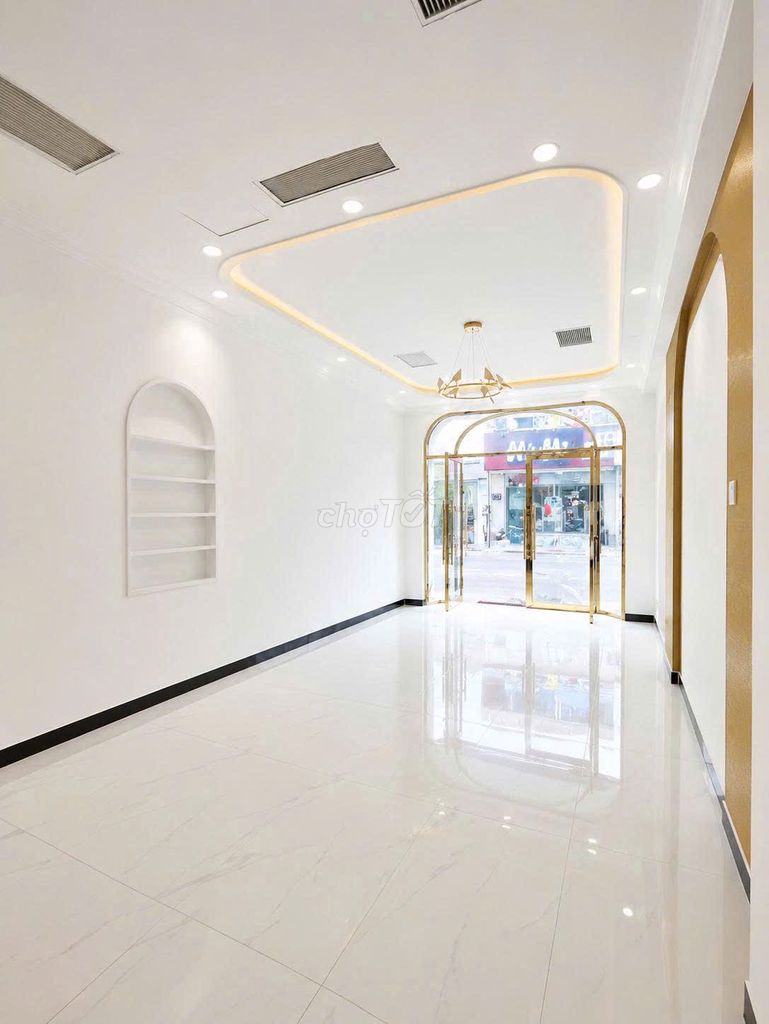 Super-Advert. - 24 DNguyễn Hồng Đào.14 tb area use 320 m2