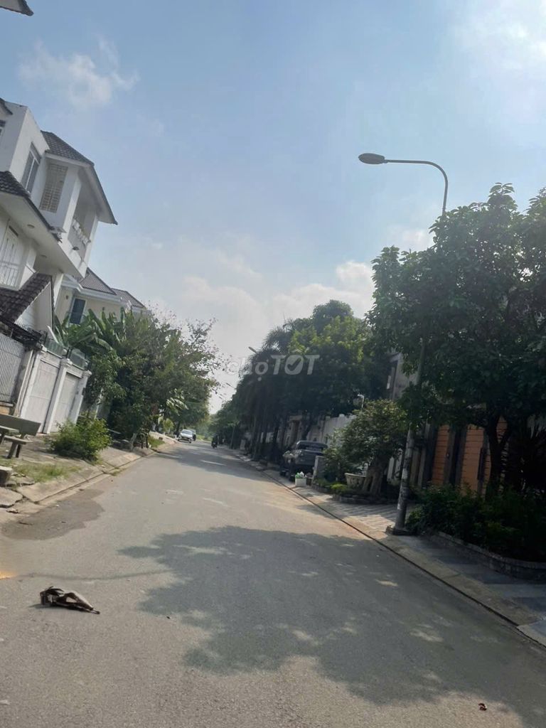Nice villa Bình Lợi. area 10 X20 M. TRIBY 2 st floor. View river sg