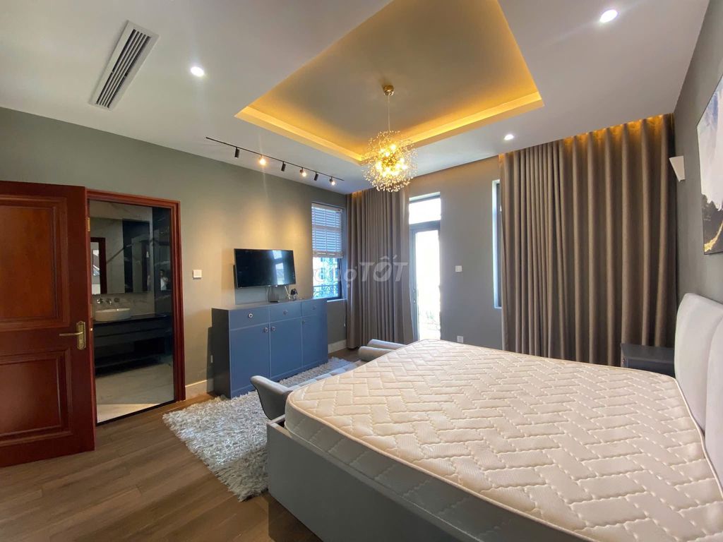 And we're going to have a nice, full furniture -- five bedrooms, five toilets -- separate cars.