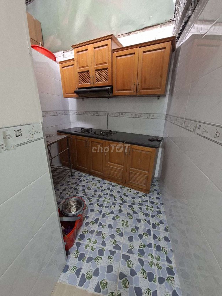 The owner of the Trần Quý Cáp rents four bedrooms, four toilets.