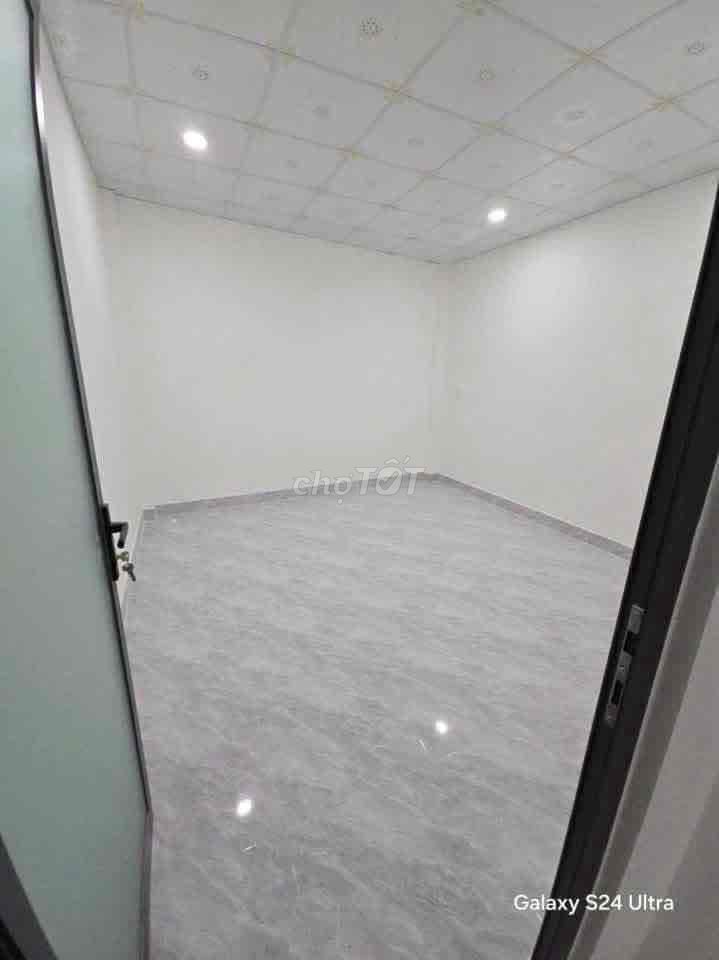 6 meters Tây Thạnh.4 x 18 meters, 2 panels, 2 bedrooms, 2 toilets