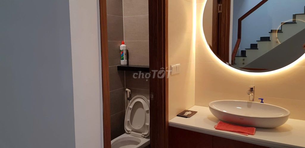 Rent a cash street Tạ Quang Bửu – The Pegasuite