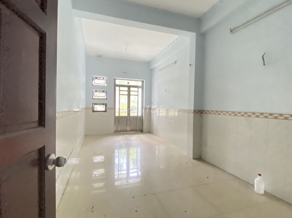 Rent house 6.5 x 20 meters.3 floors. Lương Trúc Đàm.GEh:37 million.