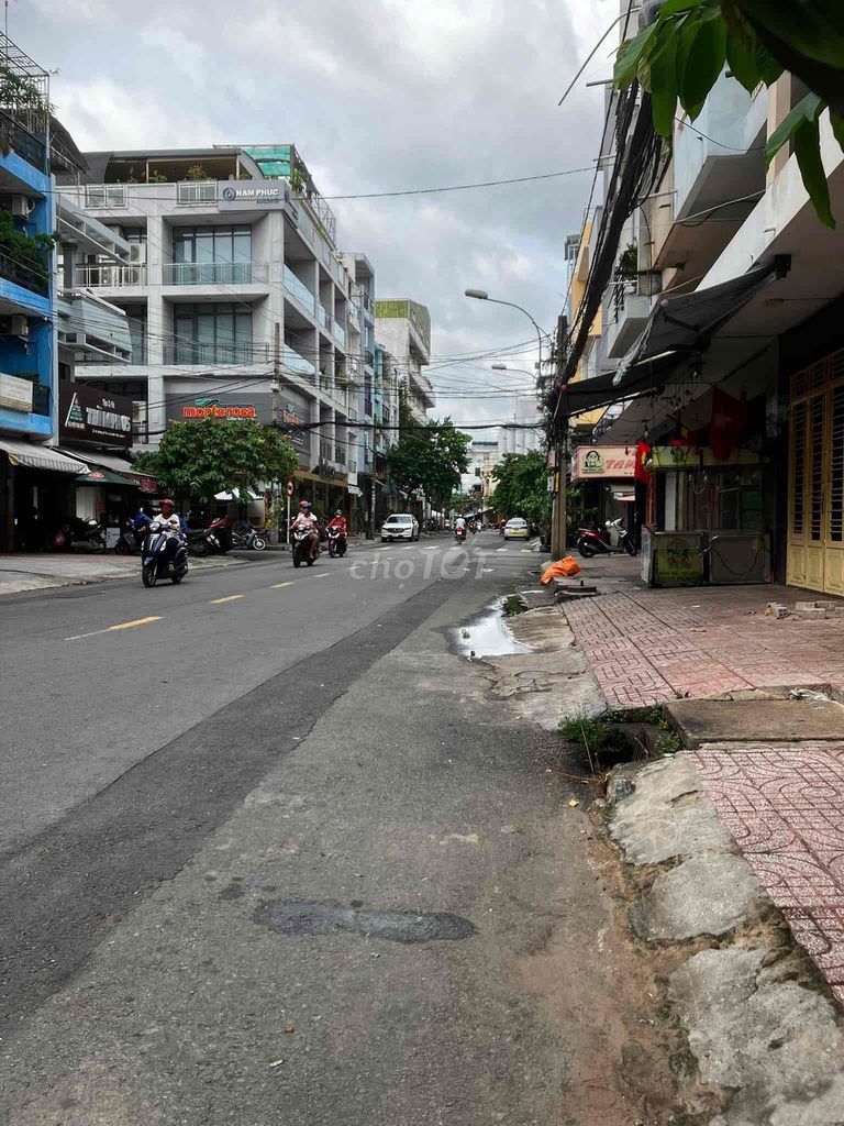 A corner of two Cư Xá Bình Thới-7.8 District 11