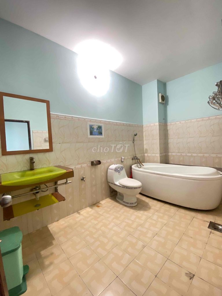 Rent a cash house in Tên Lửa 5 x 20-4 floors-- 26 million near Paul