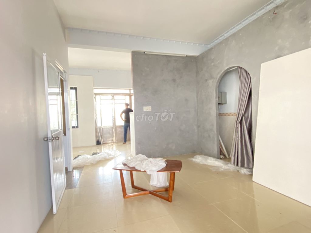 Rent house 6.5 x 20 meters.3 floors. Lương Trúc Đàm.GEh:37 million.
