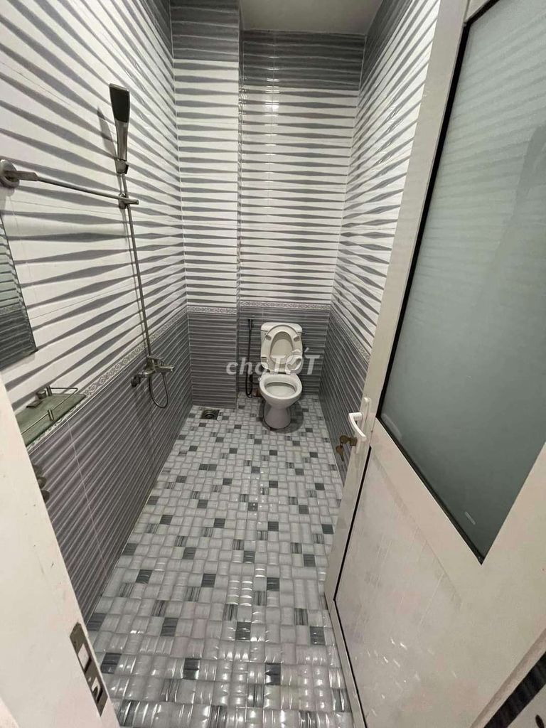 Rent house 6.5 x 20 meters.3 floors. Lương Trúc Đàm.GEh:37 million.