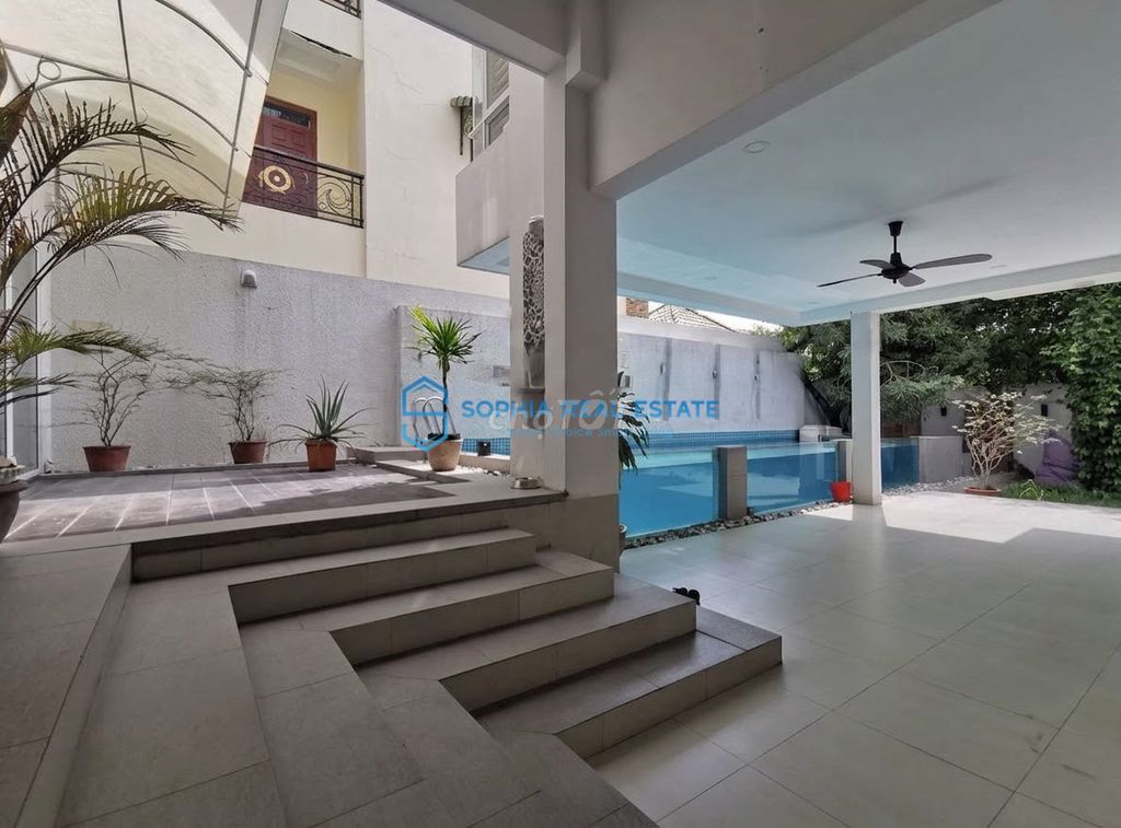 Rent Villa Nguyễn Văn Hưởng Thảo Điền 400 meters2, 1 MM 3th floor bedroom 5 toilets
