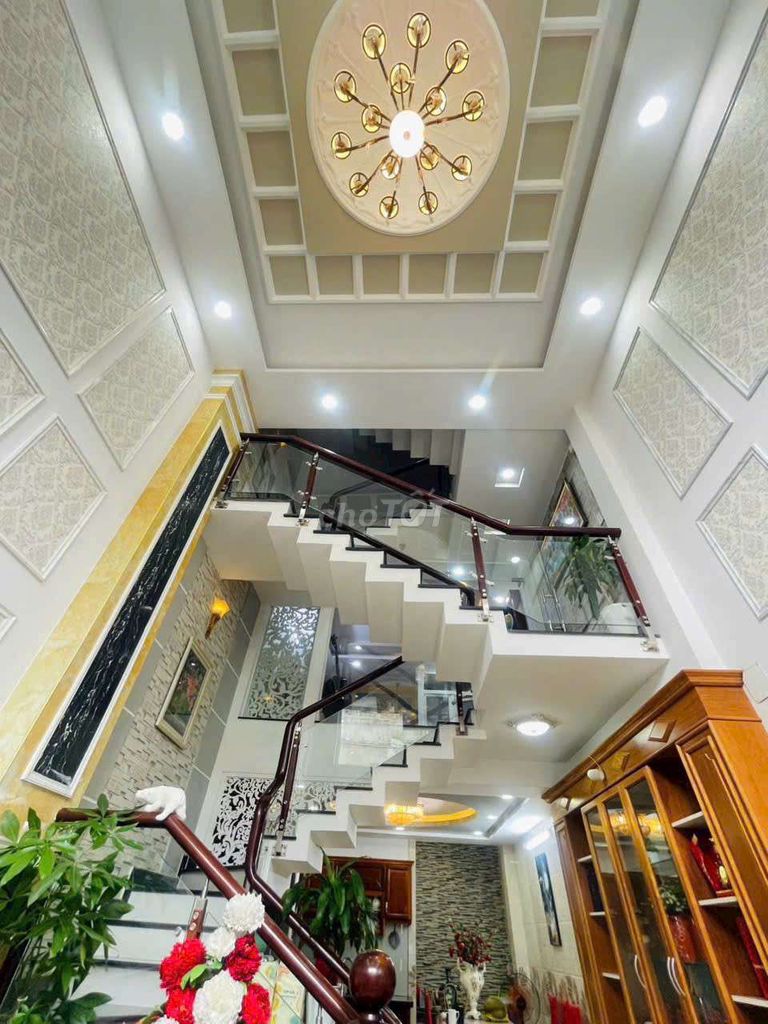 Rent a VP 5 bedrooms. Five Thống Nhất-770s.