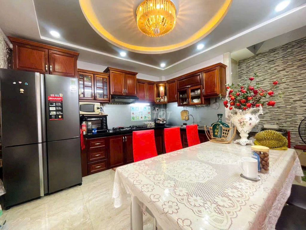 Rent a VP 5 bedrooms. Five Thống Nhất-770s.