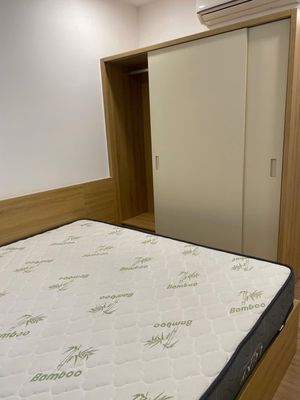 Rent the corner 100 meters 2(3 bedroom+3 toilet) Full fine interior.