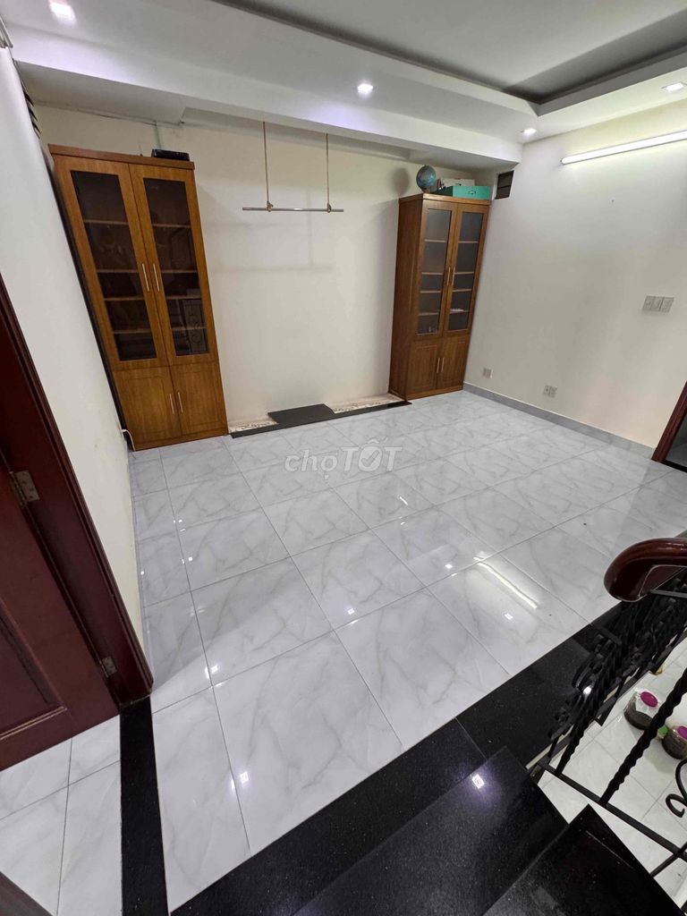 Rent Bình Lợi 6 x24 M, 6 bedrooms, 7 toilets, basic interior - 45 million
