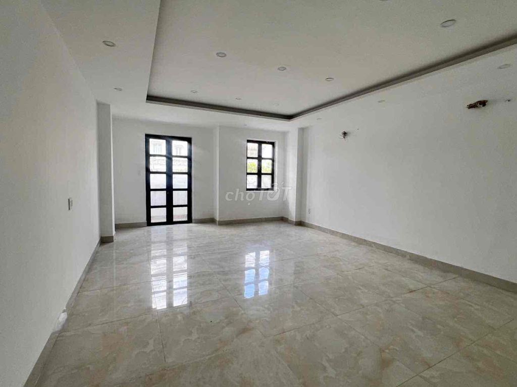 Rent the entire Phan Văn Trị cash, the Cityland Gò Vấp just 55 million.
