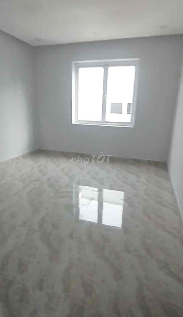 Renting parkview houses, three rooms, 12 million.