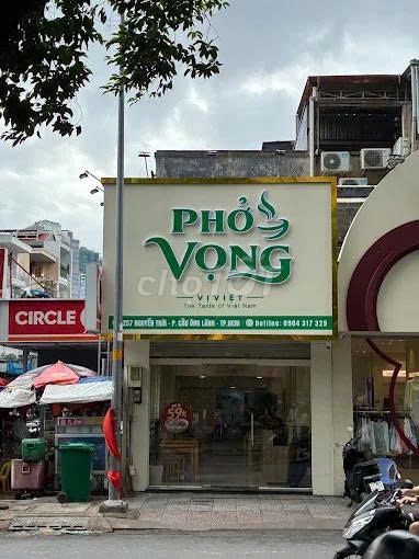 Rents for mb Nguyễn Trãi District 1 -5 X20 M, private passage, 45 million.