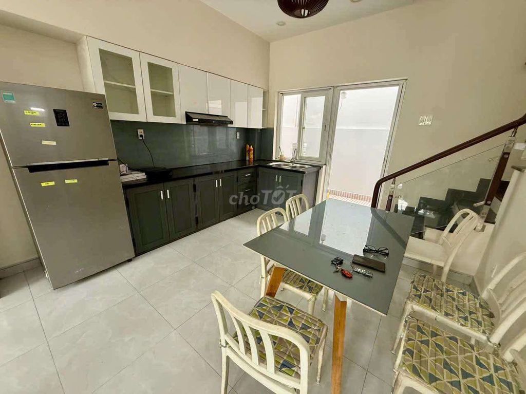 Rent Mega Village XLT, area 75 meters2, 3 rooms, nice house right now