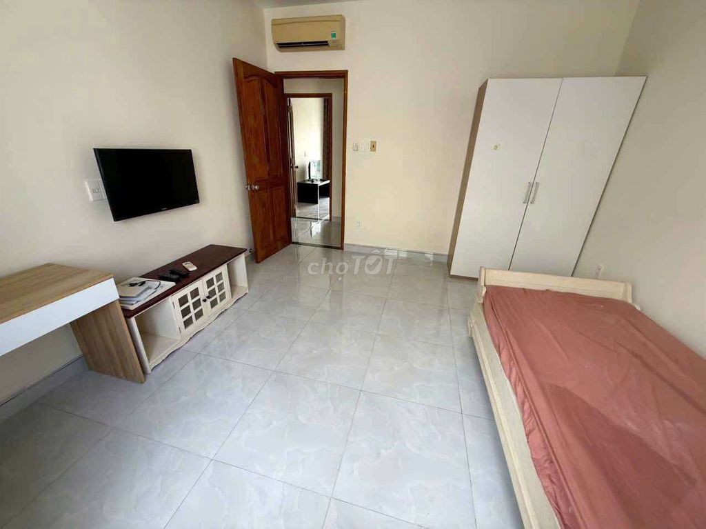 Rent Mega Village XLT, area 75 meters2, 3 rooms, nice house right now