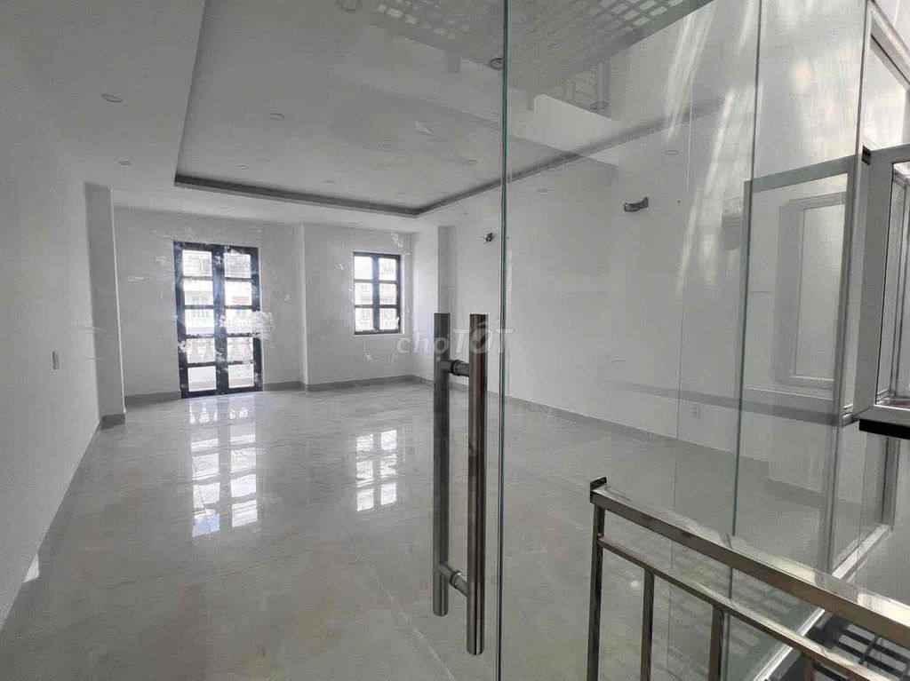 Phan Văn Trị–cityland Gò Vấp. (6 X20 M–1 M) 4th floor.