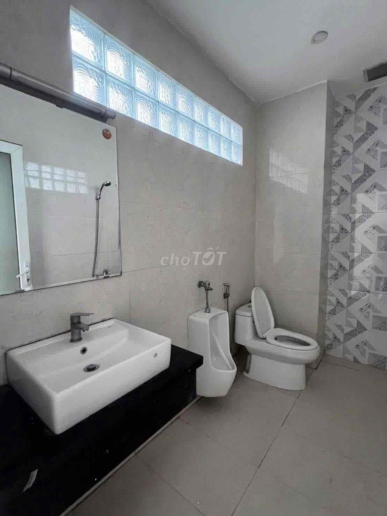 Phan Văn Trị–cityland Gò Vấp. (6 X20 M–1 M) 4th floor.