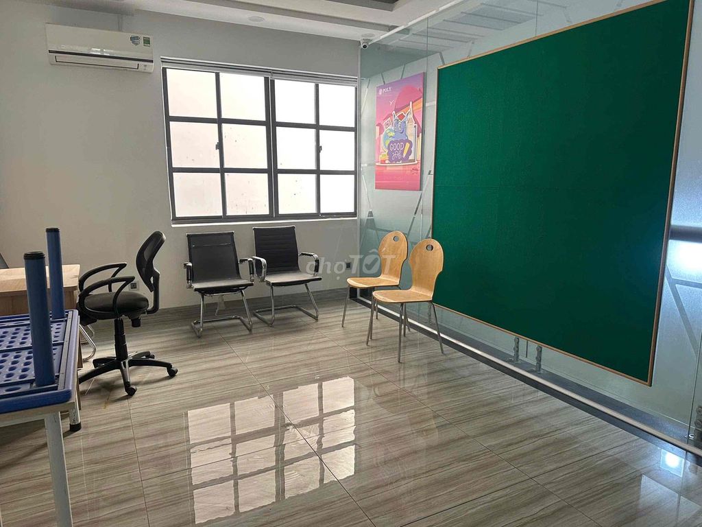 Rent the entire building with vaults, elevators, Cityland air conditioning, Gò Vấp