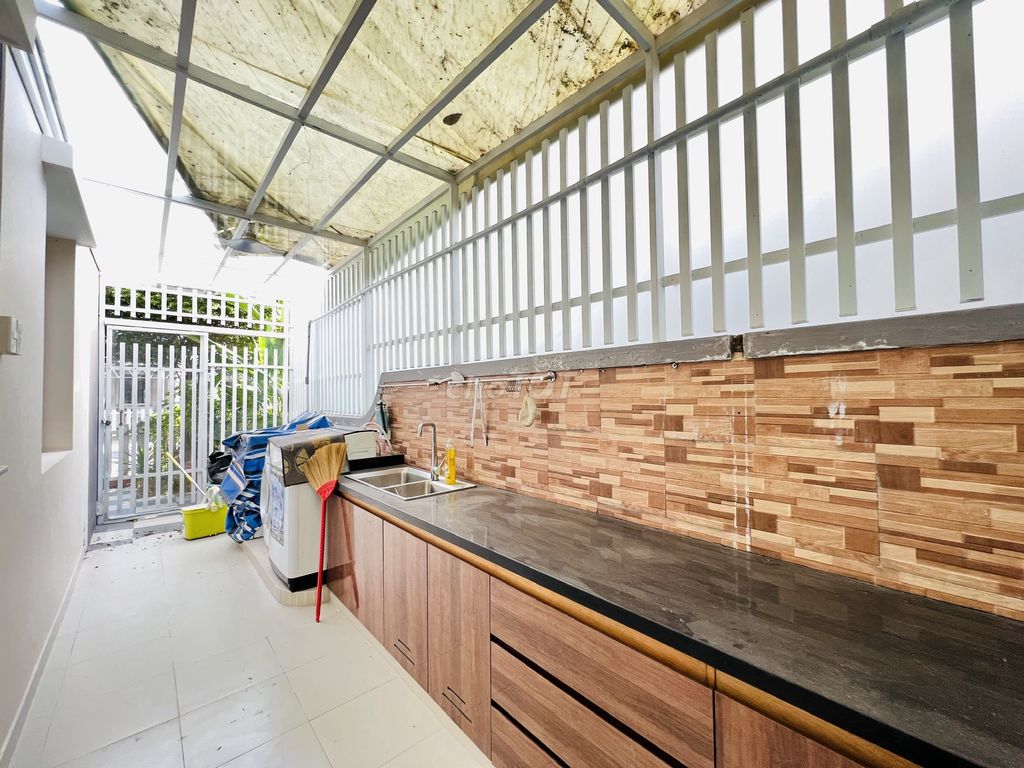 -10 X20 M full interior 4 bedroom 4 toilets