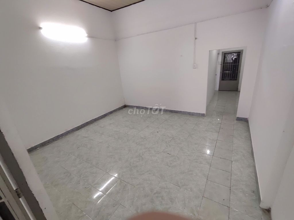 Trường Thọ, Thủ Đức, 80 meters2, near Metro, University of spkt, just 750 million.