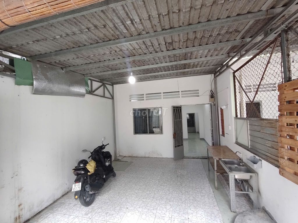 Trường Thọ, Thủ Đức, 80 meters2, near Metro, University of spkt, just 750 million.