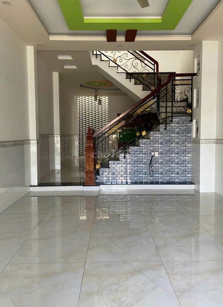 Need to rent 1 80 A. Gò Dầu P.Q.q0 Q.Tân Phú