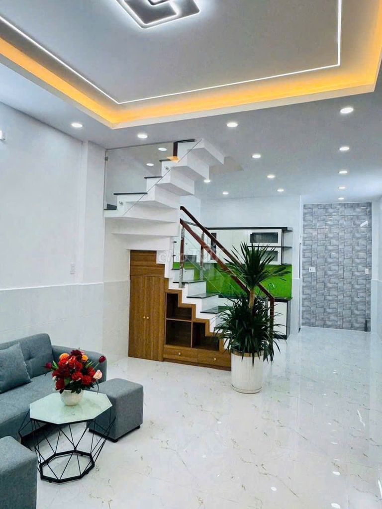 Need to rent an alley house 127/3 A Hoàng Hoa Thám (1903) 13 Q.Tân Bình near Ga T3