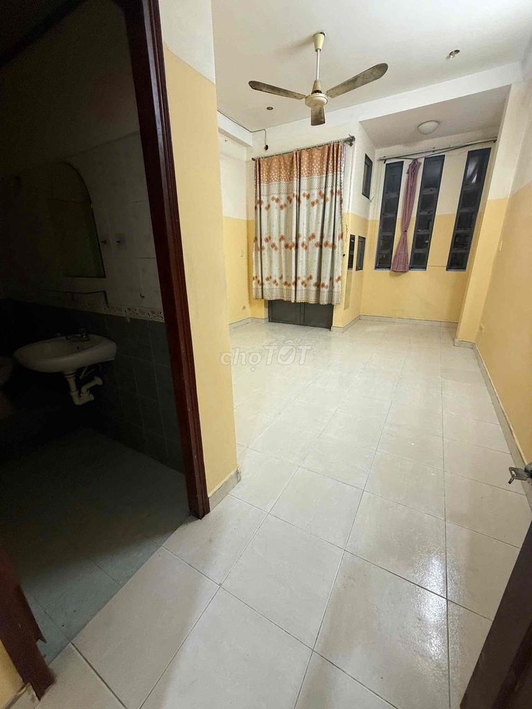 The 6th alley will be filled with oil 4 x 18 meters new house cast 3 bedrooms 3 3 toilets in only 12 million
