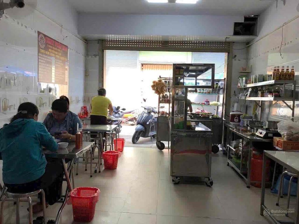 Rent one Cống Quỳnh, 1 4 x 35 meters 1 .1.