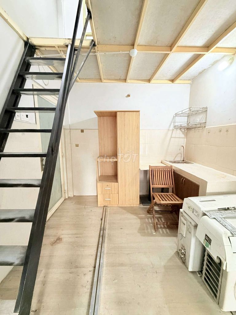 In cash, in and in free business, in two bedrooms.