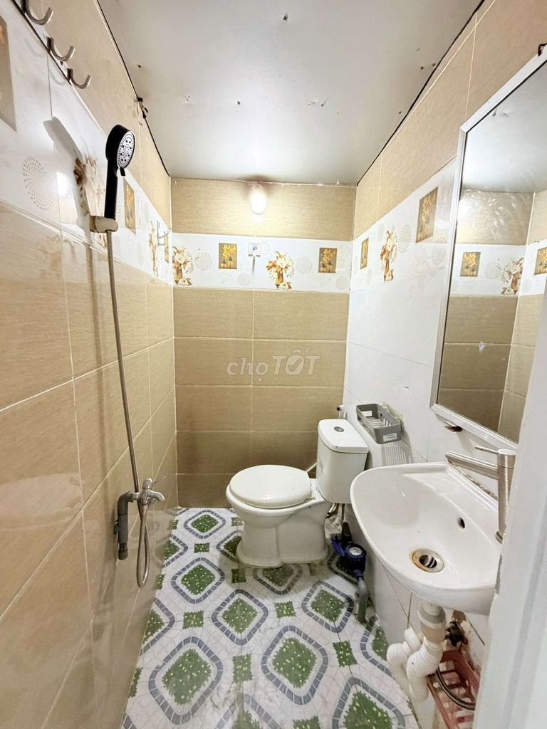In cash, in and in free business, in two bedrooms.
