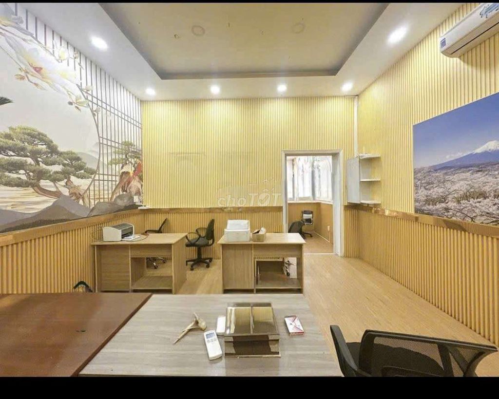 Cash House 5 x 30 1 4th floor bedroom 3 toilets