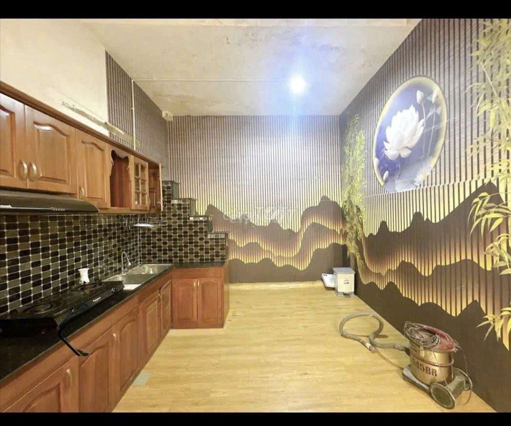 Cash House 5 x 30 1 4th floor bedroom 3 toilets