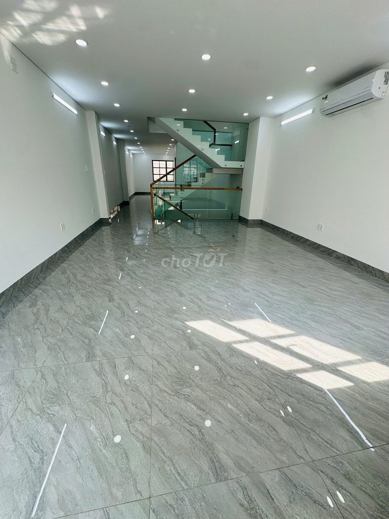 Rent cityland street in front of PHAN VĂN TRỊ_5 floors 5x20 new beautiful