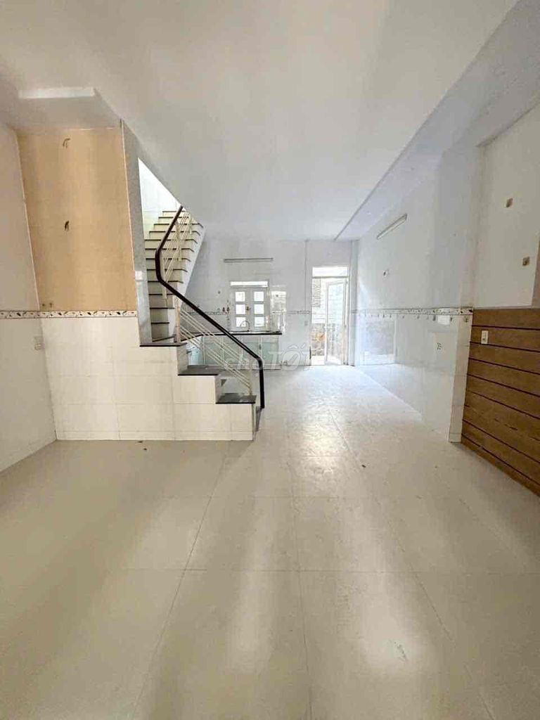 Rent Thạnh Xuân 22 in front of the 4/18-foot area 2-room stupid room