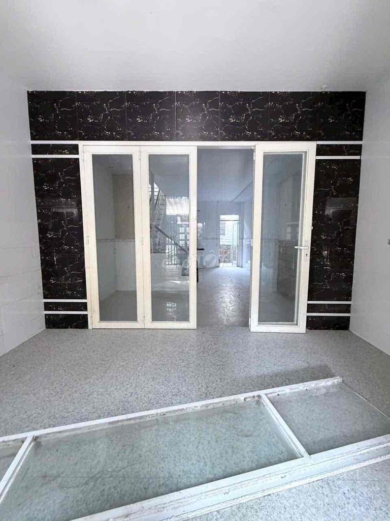 Rent Thạnh Xuân 22 in front of the 4/18-foot area 2-room stupid room