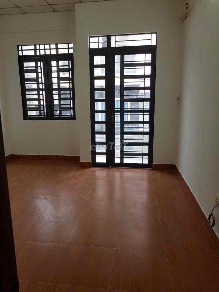 Thạch Lam 4 x14 meters 1st floor 12 million