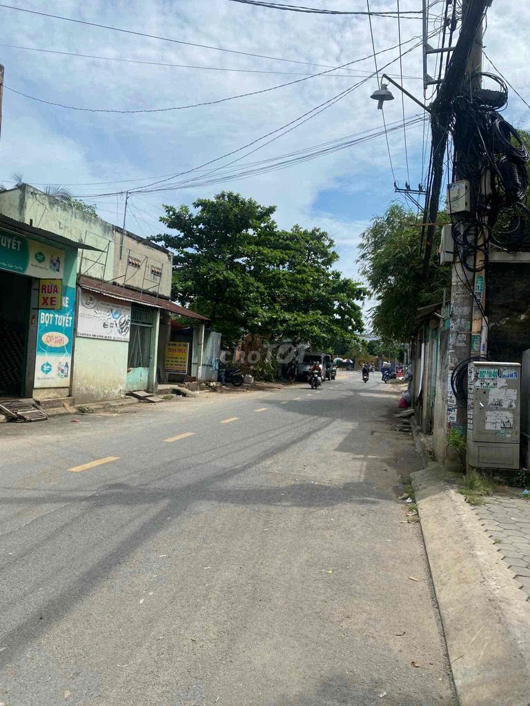 Rent 1 Nguyễn Văn Yến, 10 million, 5 x 20 meters, cut to the point