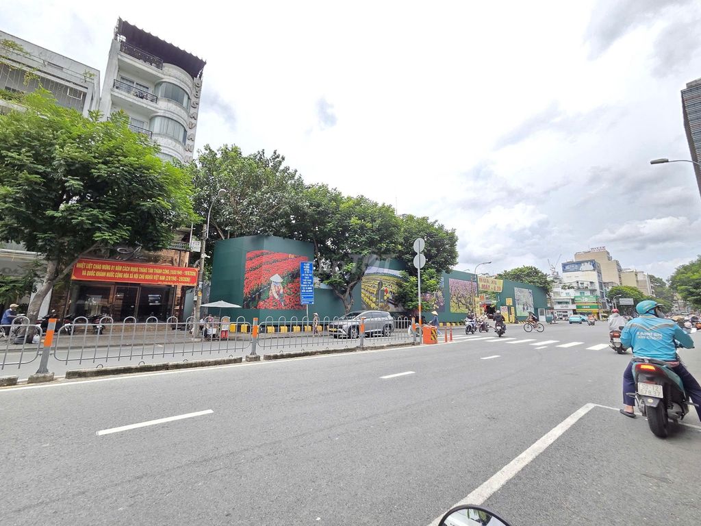 640 mx10 meters Nguyễn Cư Trinh Front, District 1 rpng Ting