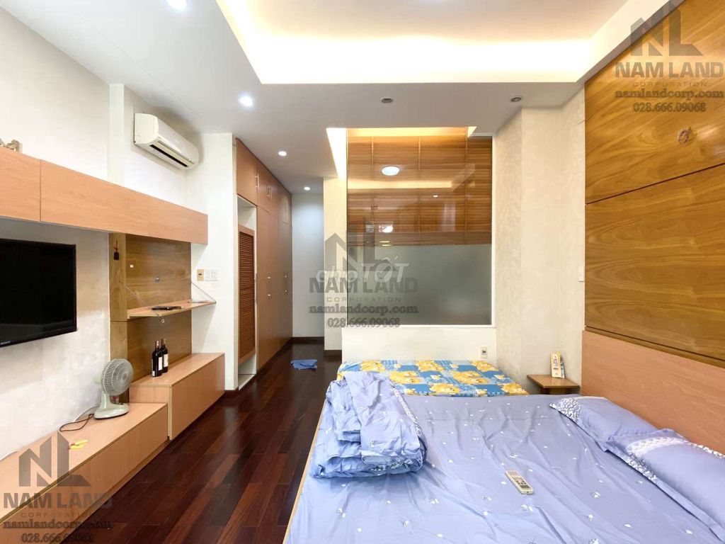 The 4X20 house is three floors of basic furniture only 33 million.