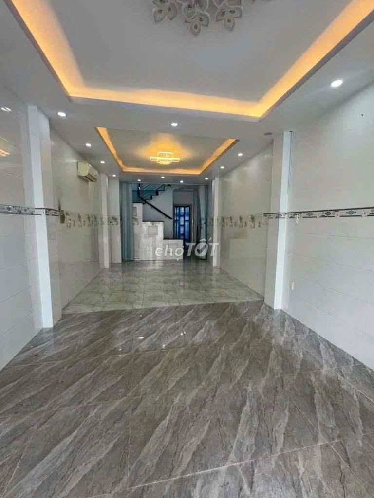 rents a new house in front of Dương Quảng Hàm_4 floors through nice
