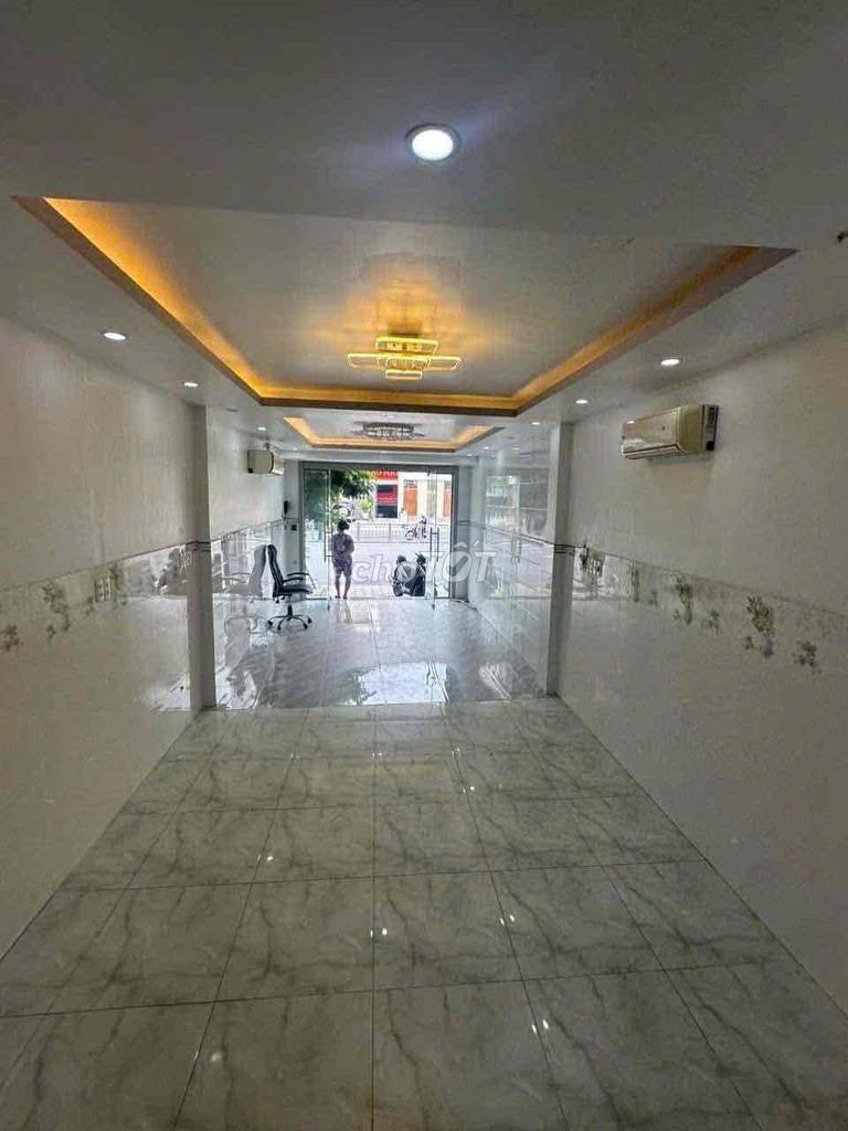 rents a new house in front of Dương Quảng Hàm_4 floors through nice