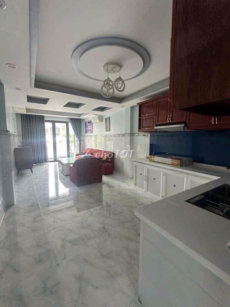 rents a new house in front of Dương Quảng Hàm_4 floors through nice