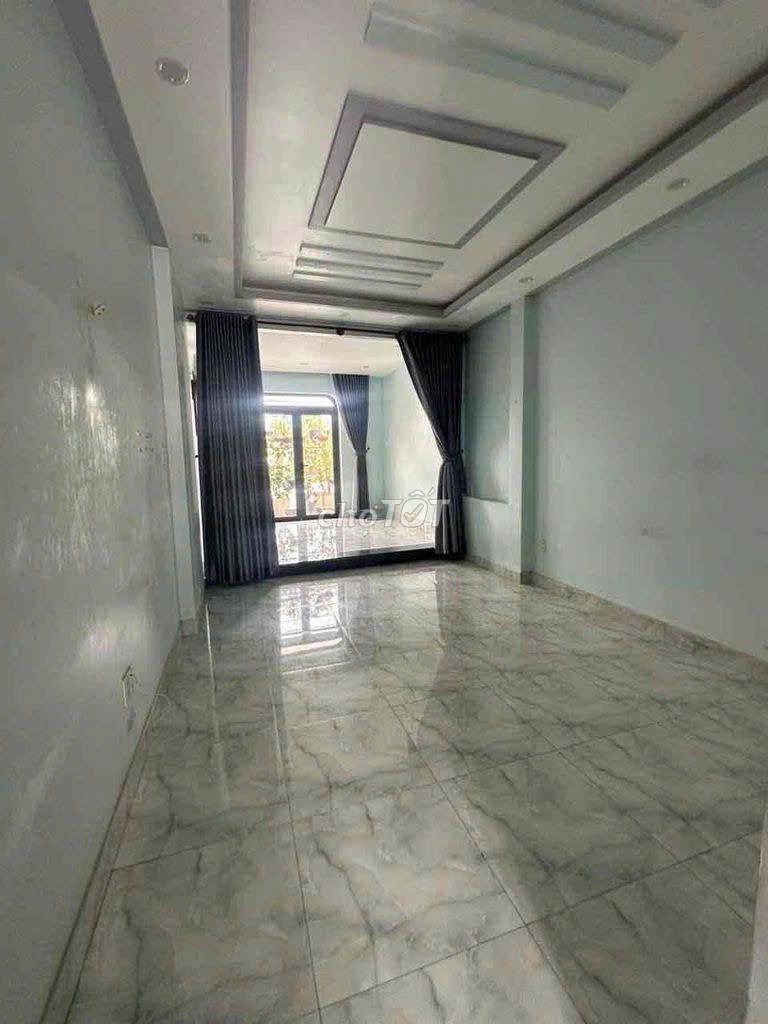 rents a new house in front of Dương Quảng Hàm_4 floors through nice